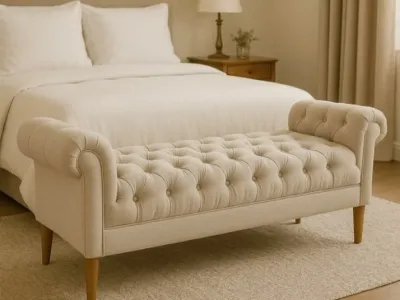 Lucicelli Buttoned Ottoman